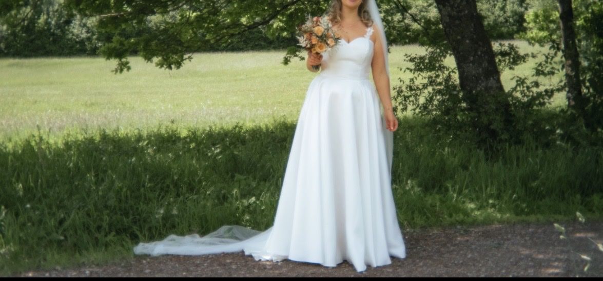 Vestiti: Brautkleid, Hochzeitskleid – Usato da Zürich venduto da FrauMalzahn 2