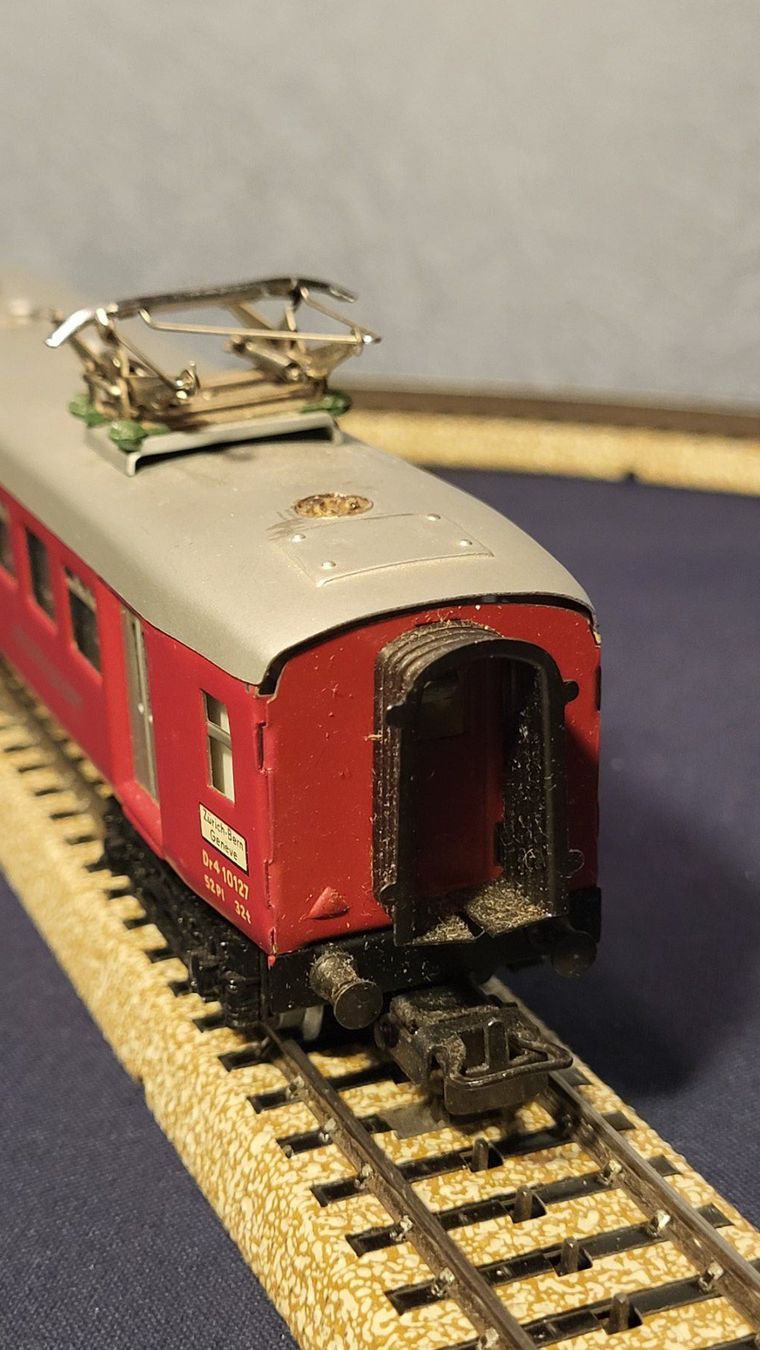 Märklin Modelleisenbahnen: Märklin Speisewagen der SBB, 4035 – Gebraucht aus Uster von gurust 2