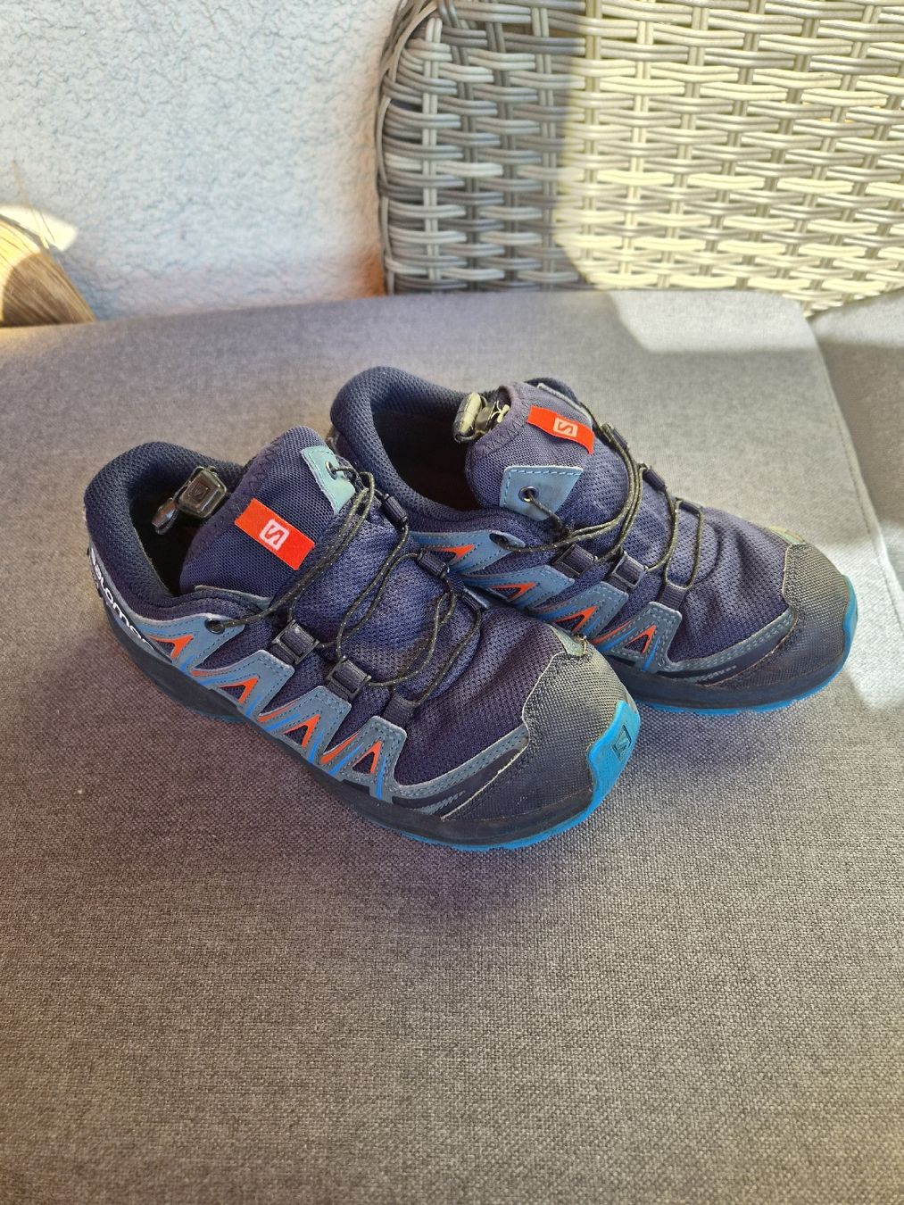 Salomon Schuhe für Jungen: Kinderschuhe – Gebraucht aus Eschenbach SG von Tiffitabea