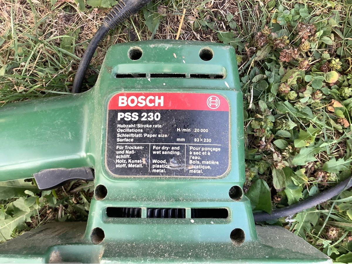 Bosch Smerigliatrici & Lucidatrici: Bosch PSS 230 Exzenterschleifer gebraucht – Usato da Appenzell-Steinegg venduto da Schmipat 1