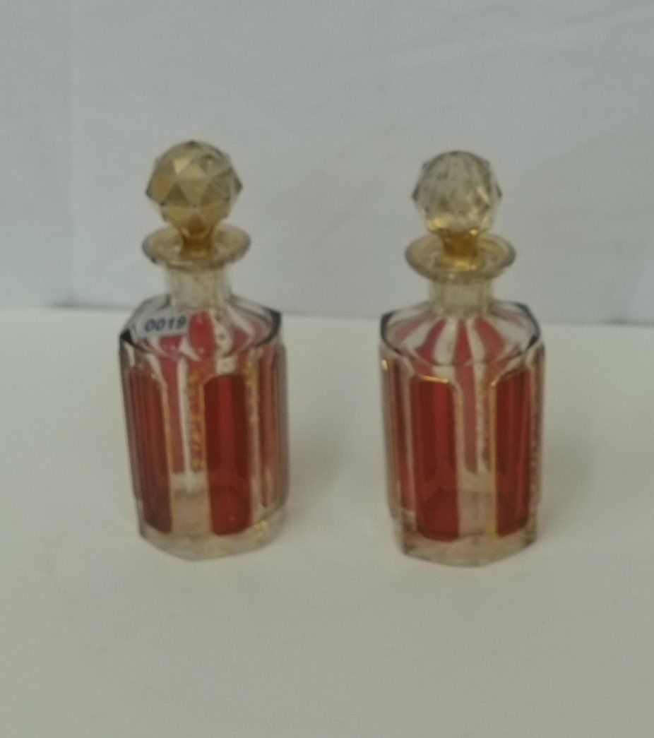 Flacons: Flacon à parfum – D'occasion à Puidoux par tasbiencompris