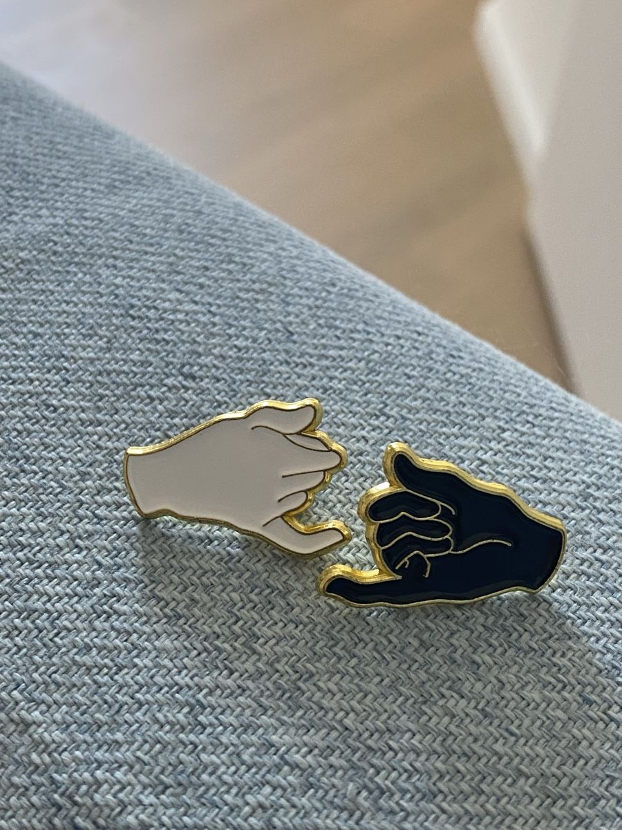 Spille & Fermagli: Pinky Promise Pins – Usato da Wetzikon ZH venduto da rit_ramtr