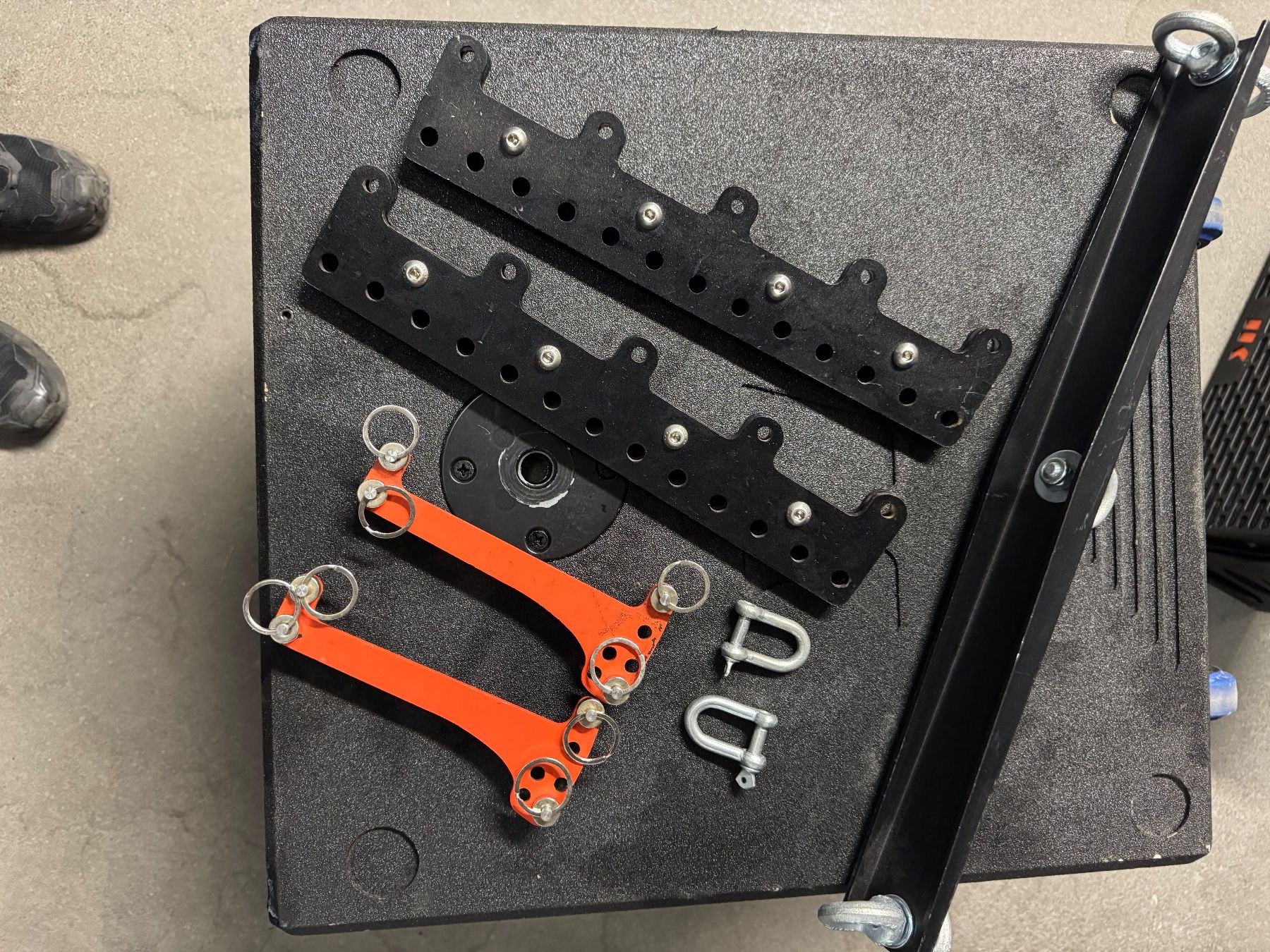 Casse acustiche: Flugrahmen Unka Soundsystem MAK10A – Usato da Oberdorf NW venduto da AndotechnicsGmbH