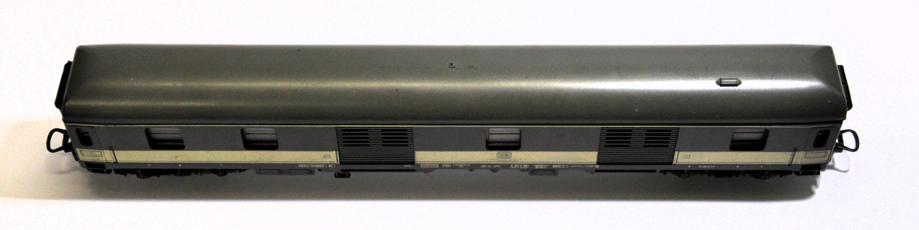 Lima Modellini di ferrovie: Gepäckwagen Lima DB H0 GS – Usato da Grabs venduto da Fadenquarz 3