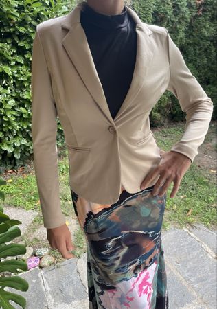 Blazer di cotone colore beige tgS/M-chic per autunno 