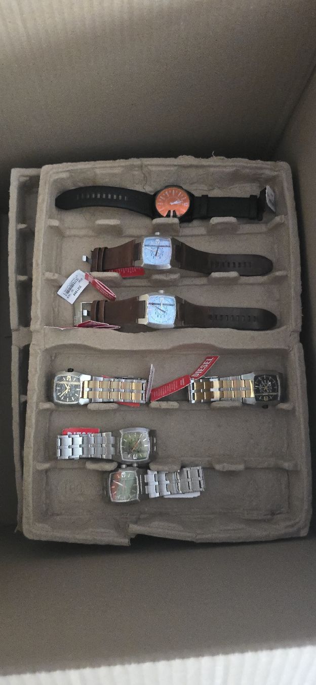 Diesel Montres: Lots de montres Diesel, bracelet à vendre – Neuf (Voir description) à Le Noirmont par desoto55 4