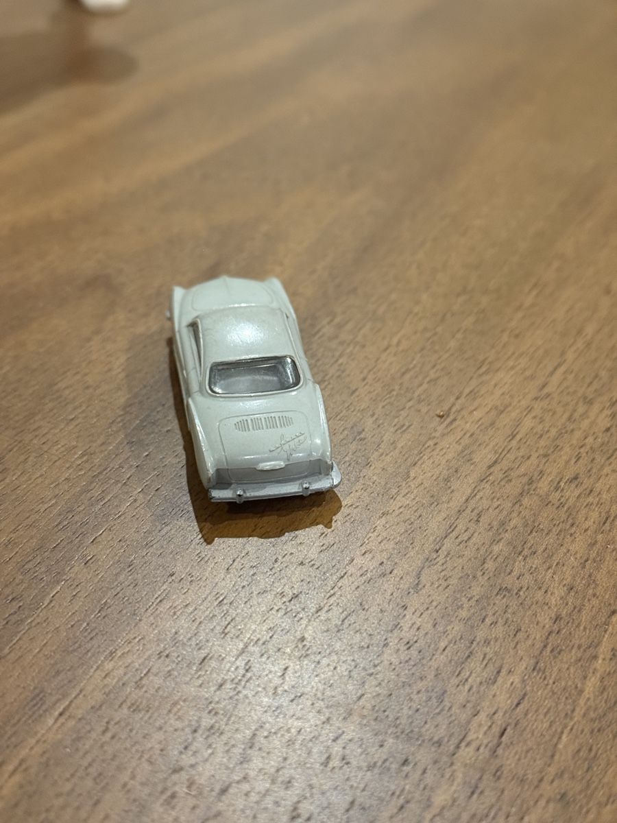 Volkswagen Modellini d'auto: Lego VW Karmann Ghia  1:87 H0 – Usato da Strengelbach venduto da shihtzuliving_22 2