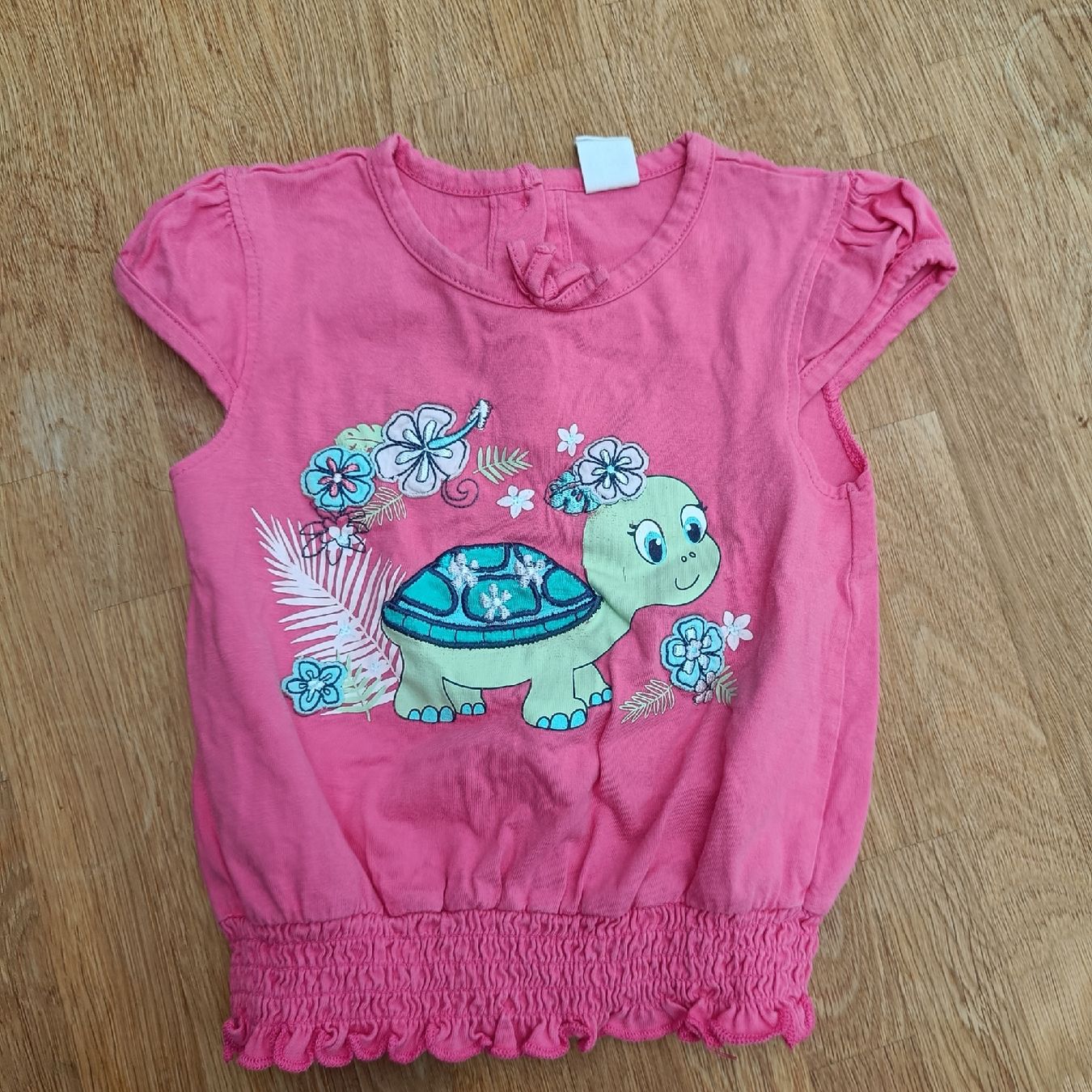 Camicette, T-shirt & Top: T- Shirt Grösse 80 – Usato da Jaberg venduto da urig17.