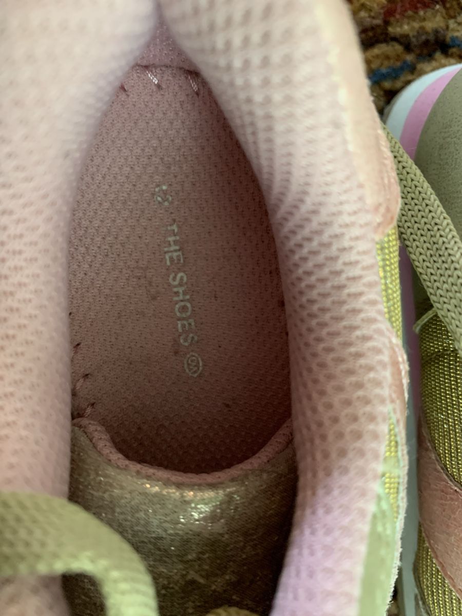 Scarpe per ragazze: Mädchen Turnschuhe Größe 32 – Nuovo (secondo la descrizione) da Aesch ZH venduto da Goonies_1 3