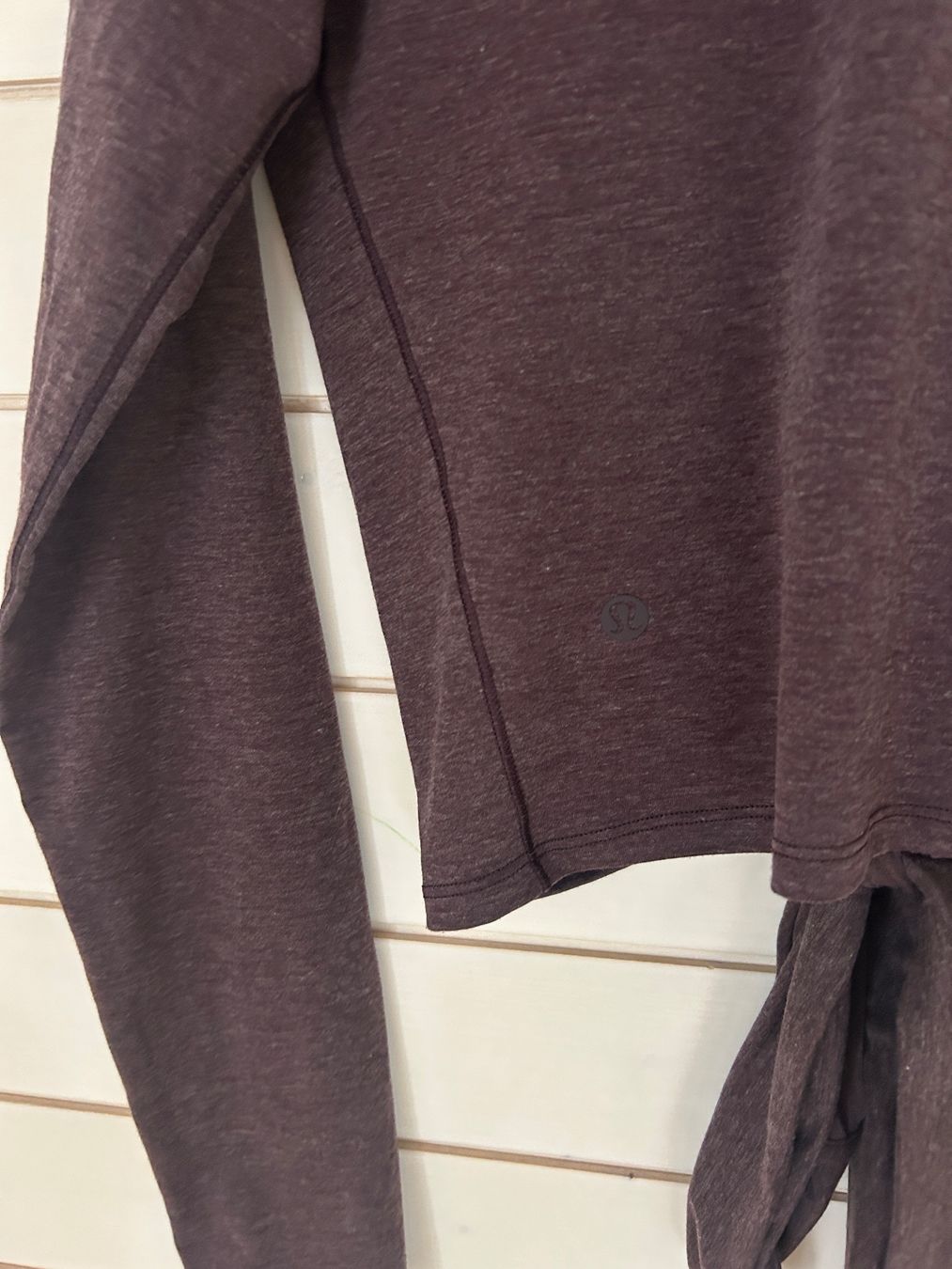 Lululemon Top: Lululemon Tied To It Wrap Top - Gr. S – Usato da Illnau venduto da Monkky 5