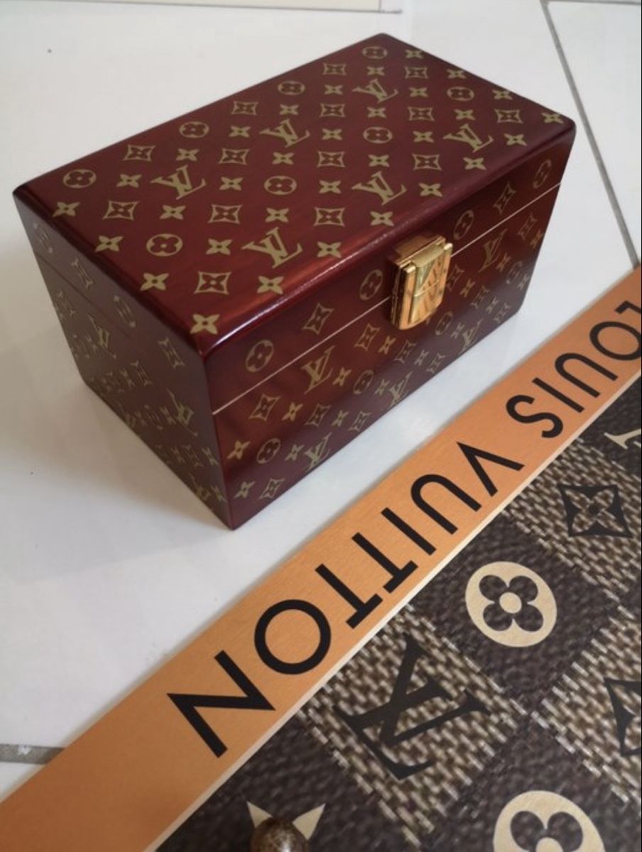 Giochi: Échiquier Louis Vuitton par Anthony Dubois – Nuovo (secondo la descrizione) da Lausanne venduto da SGN_Collectible 8