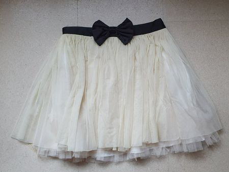 Lipsy Ballerina Rock Gr. 38 Creme