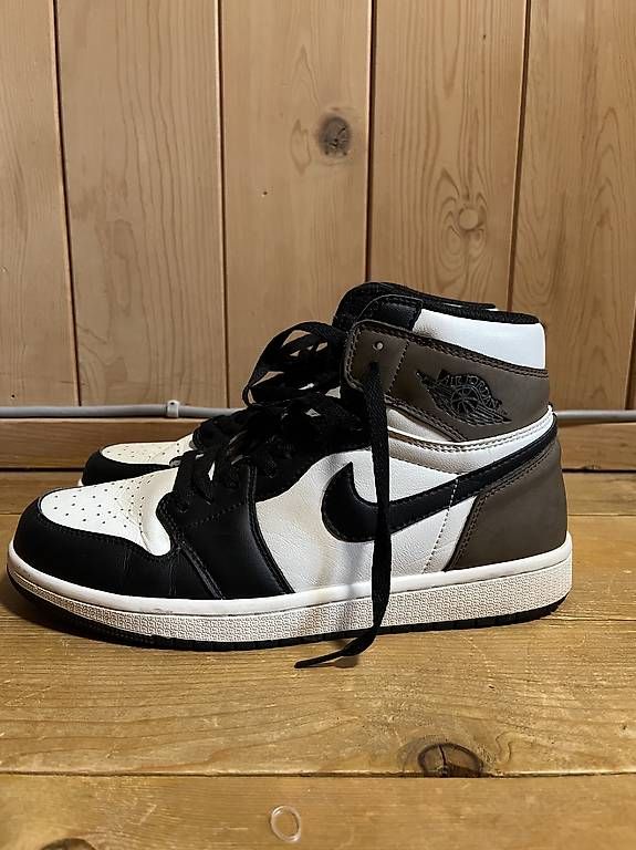 Jordan Scarpe da uomo: Nike Air Jordan 1 Grösse 41 – Usato da Obersaxen venduto da nae_9jzf 2