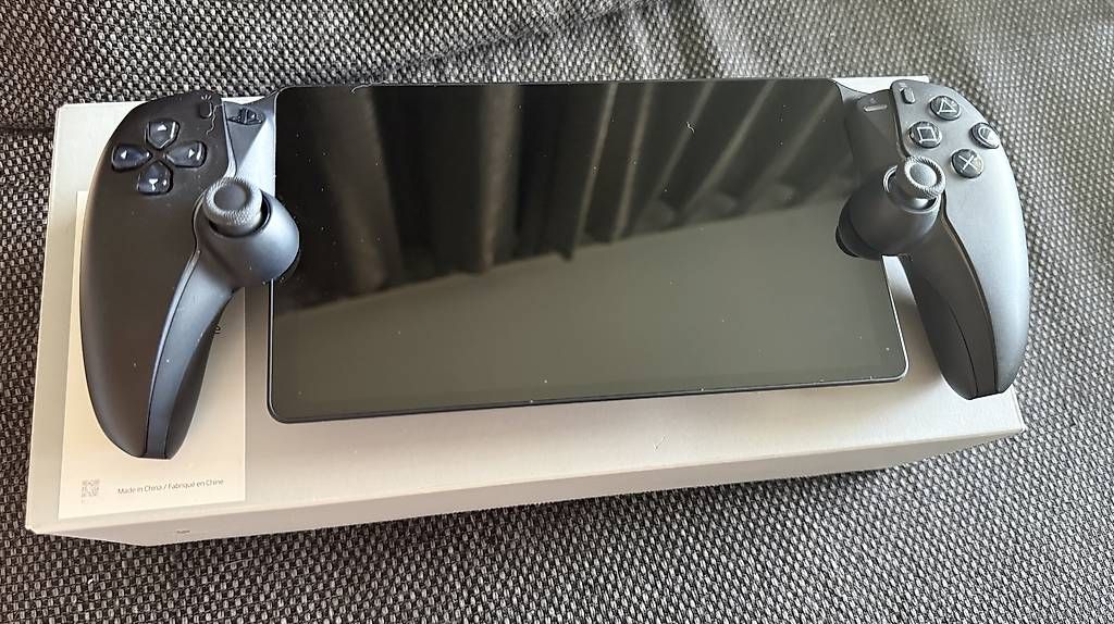 Sony Giochi: Playstation Portal (Nera) – Nuovo (secondo la descrizione) da Locarno venduto da ari_bdr7