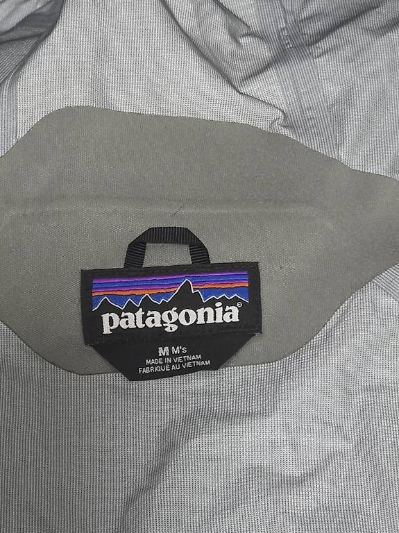 Patagonia Giacche: Patagonia Torrentshell 3L Rain Jacket – Usato da Genève venduto da smx_2sks 1