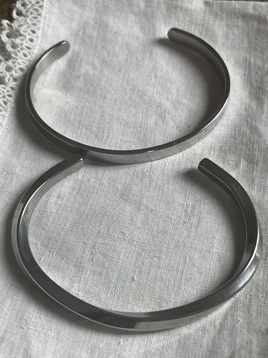Bracciali & Braccialetti: 2 Edelstahlarmbänder. NEU – Nuovo (secondo la descrizione) da Biel/Bienne venduto da ilariareda 1