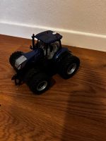 Siku 1:32 ferngesteuerter Traktor New Holland
