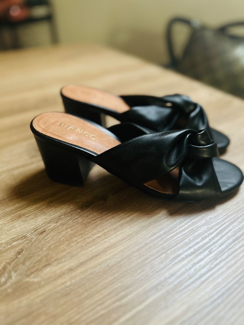 Chaussures femmes: Wunderschöne Sandaletten Gr.37 – Neuf (Voir description) à Uetikon am See par Mici_Ki 3
