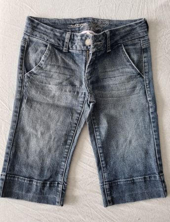 Kurze Jeanshose "Refuge" (Grösse S/36)