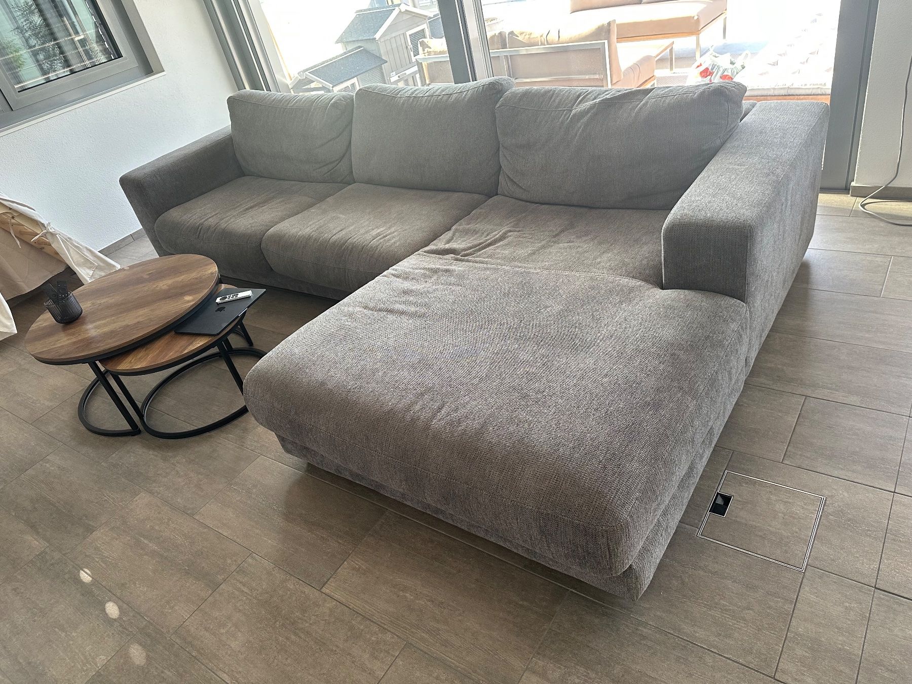 Sofas: Ecksofa aus Stoff, Grau, guter Zustand – D'occasion à Brunnen par mik_rl6w 1