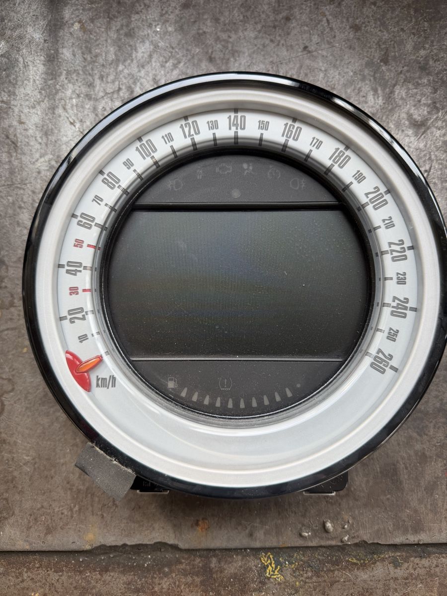 Mini Tutti pezzi di ricambio auto: Mini Cooper S R56 Nav Screen CID Unit Display 3451496 – Usato da Widnau venduto da Gasser_Auto