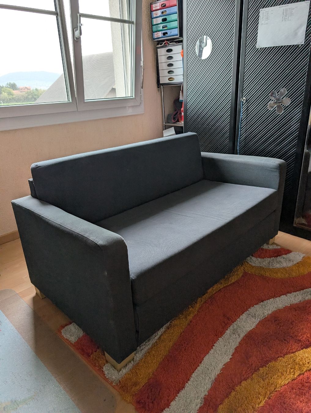Divani: Schlafsofa mit Flecken, aber sehr bequem  – Usato da Eschenbach LU venduto da Holiday1
