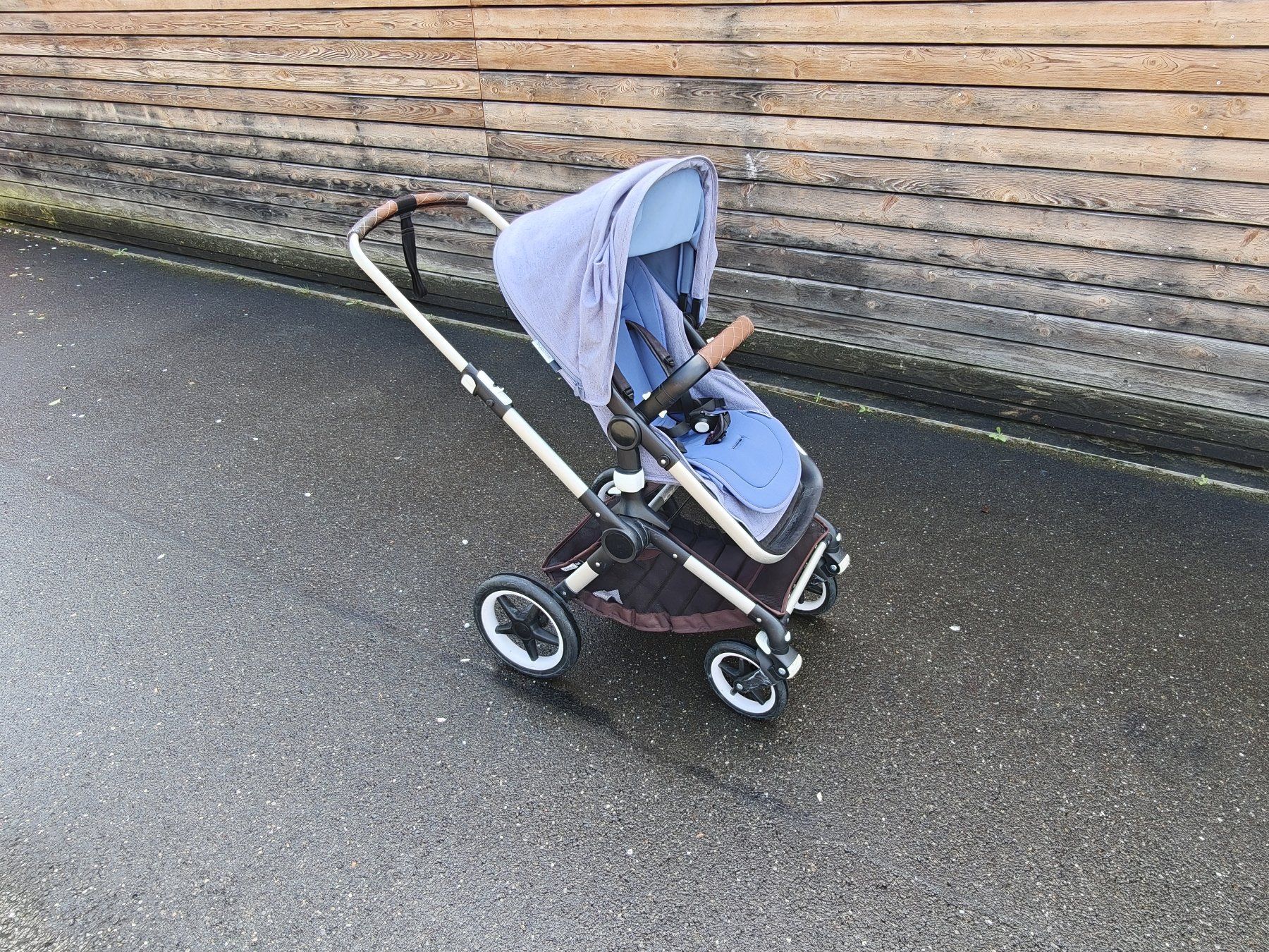 Bugaboo Carrozzine: Bugaboo Fox mit viel Zubehör – Usato da Nottwil venduto da Norex 1