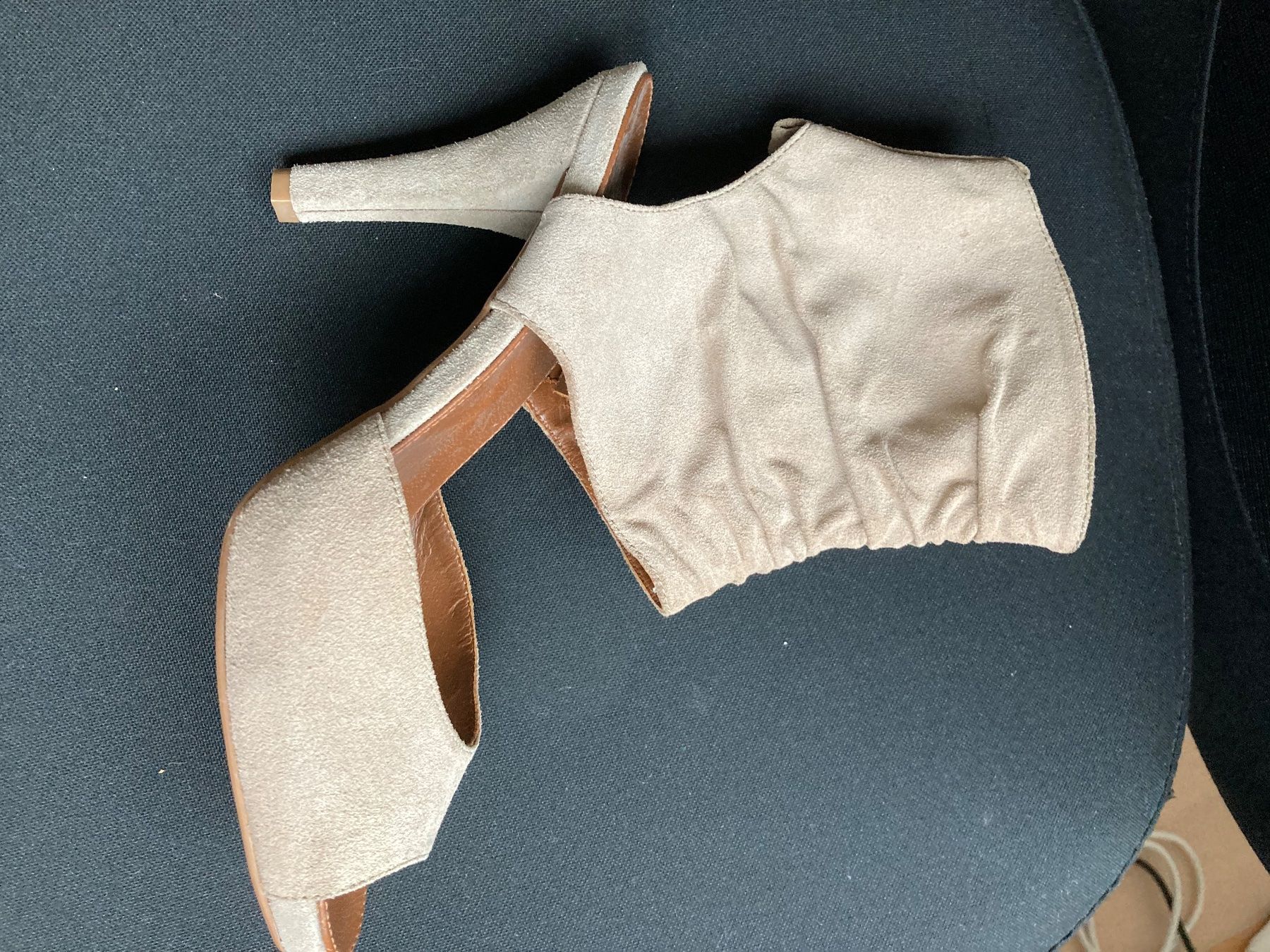 Scarpe da donna: Spezielle Pumps 39 – Usato da Schaffhausen venduto da christamawe 1