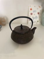 Théière en fonte originale