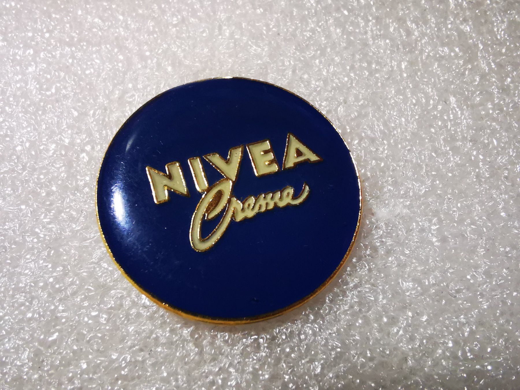 Placchette & Badge: Ansteckpin 8: Nivea Creme – Usato da Oppligen venduto da Pin-Fall-Shop