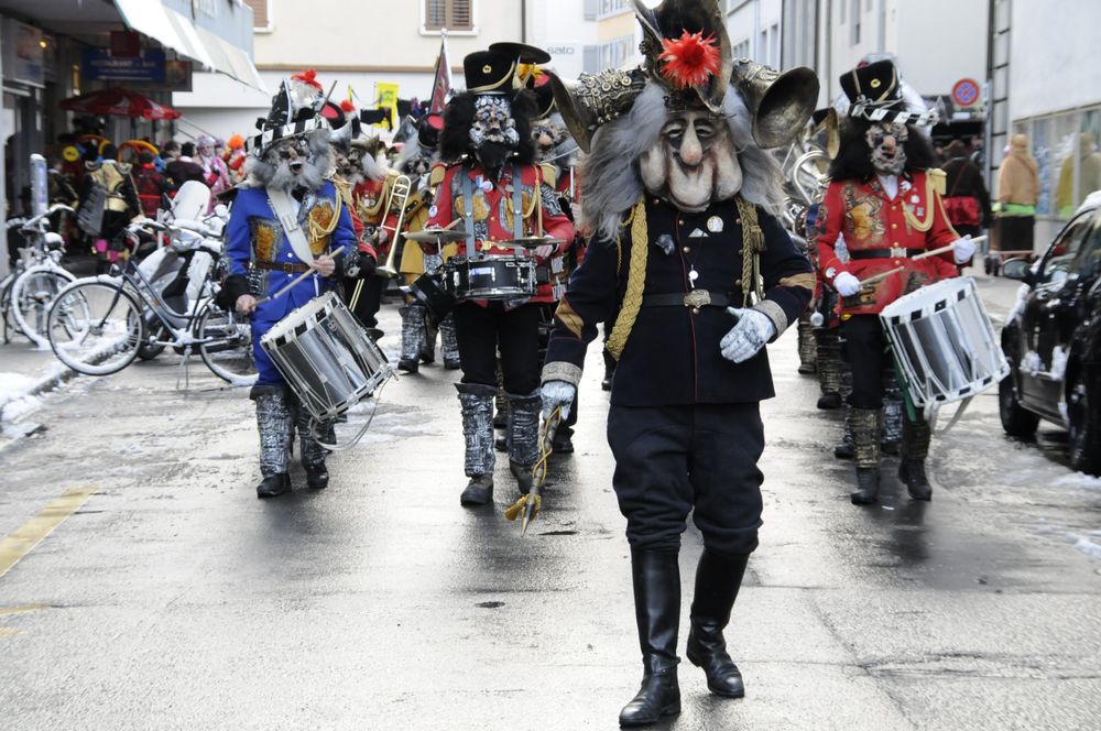 Maschere: Alti Garde Luzern: Fidele Blaskapelle (Maske, Larve, Grind) – Usato da Emmenbrücke venduto da Mandali67 4