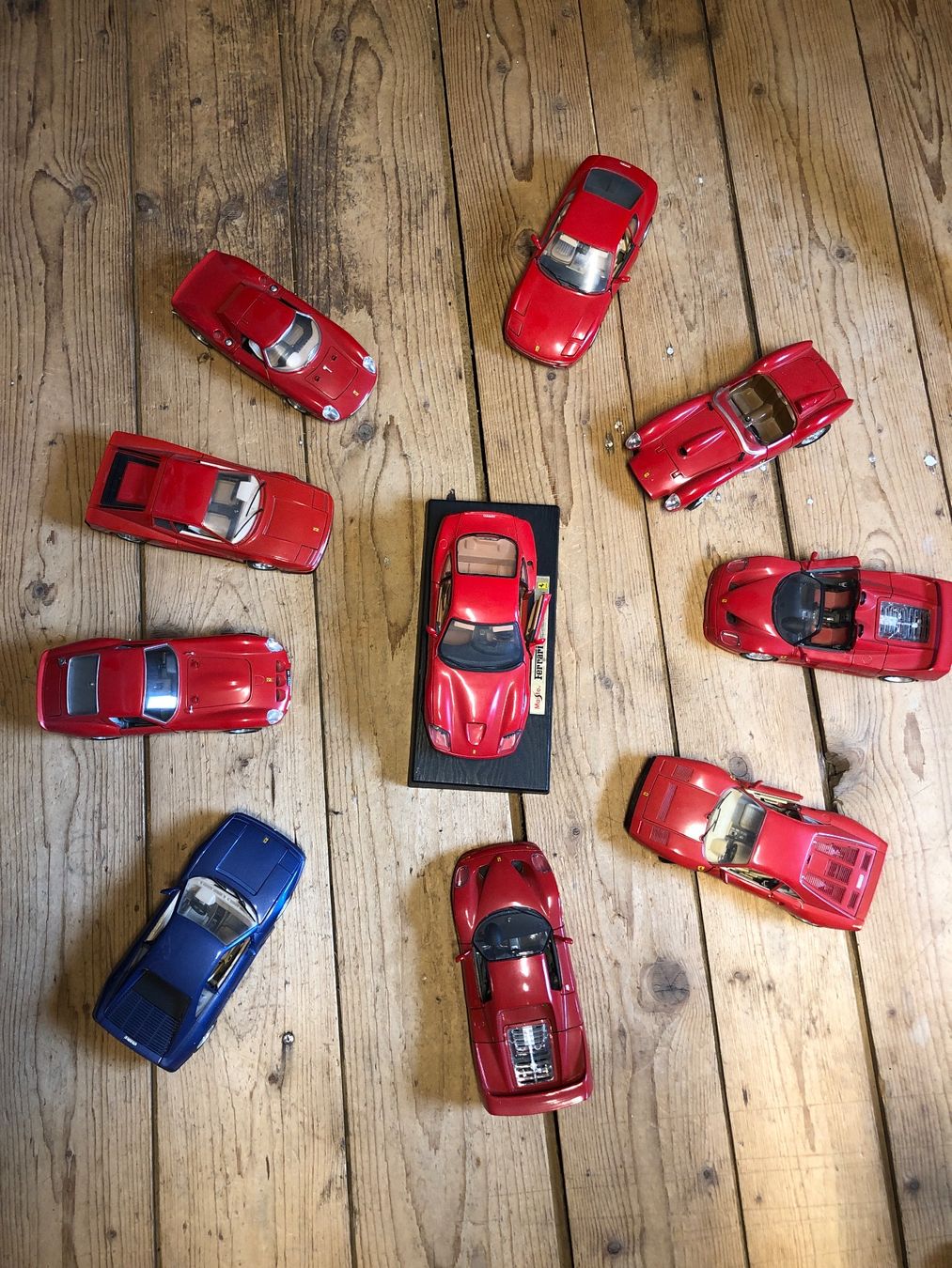 Ferrari Modellini d'auto: Collection de Ferrari – Usato da Chénens venduto da Touta1franc