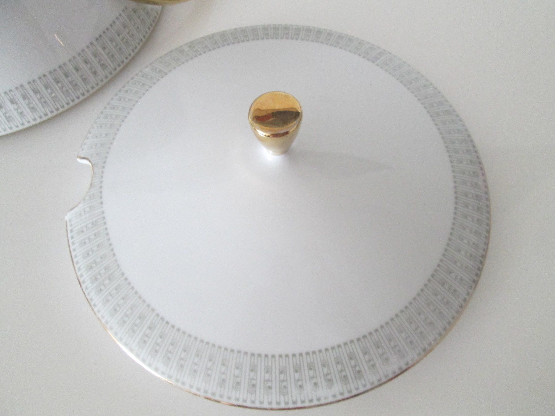 Geschirrsets: Antike Suppenschüssel mit Deckel, Sauciere BAVARIA – Gebraucht aus Movelier von KRASI61 5