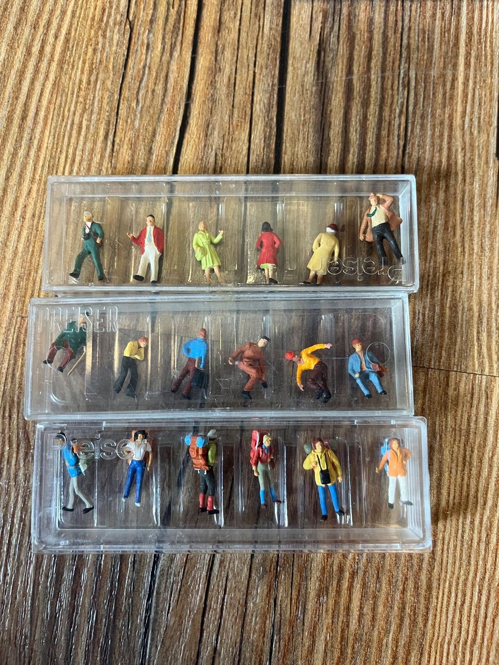 Preiser Kits de montage: Preiser H0 Figuren Set (3 Boxen) – D'occasion à Hirzel par momo24Horgen