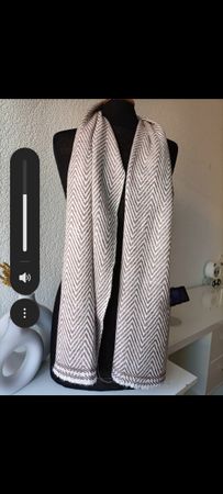 Etole en cachemire, motif chevron beige et blanc, neuf