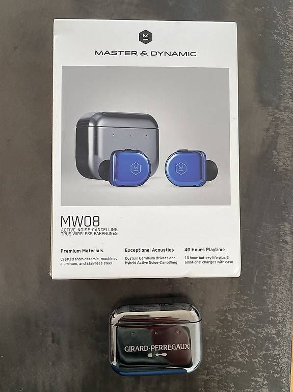 Cuffie: Ecouteurs sans fil Master and Dynamic MW08 Blue Ceramic – Nuovo (secondo la descrizione) da Lausanne venduto da generation
