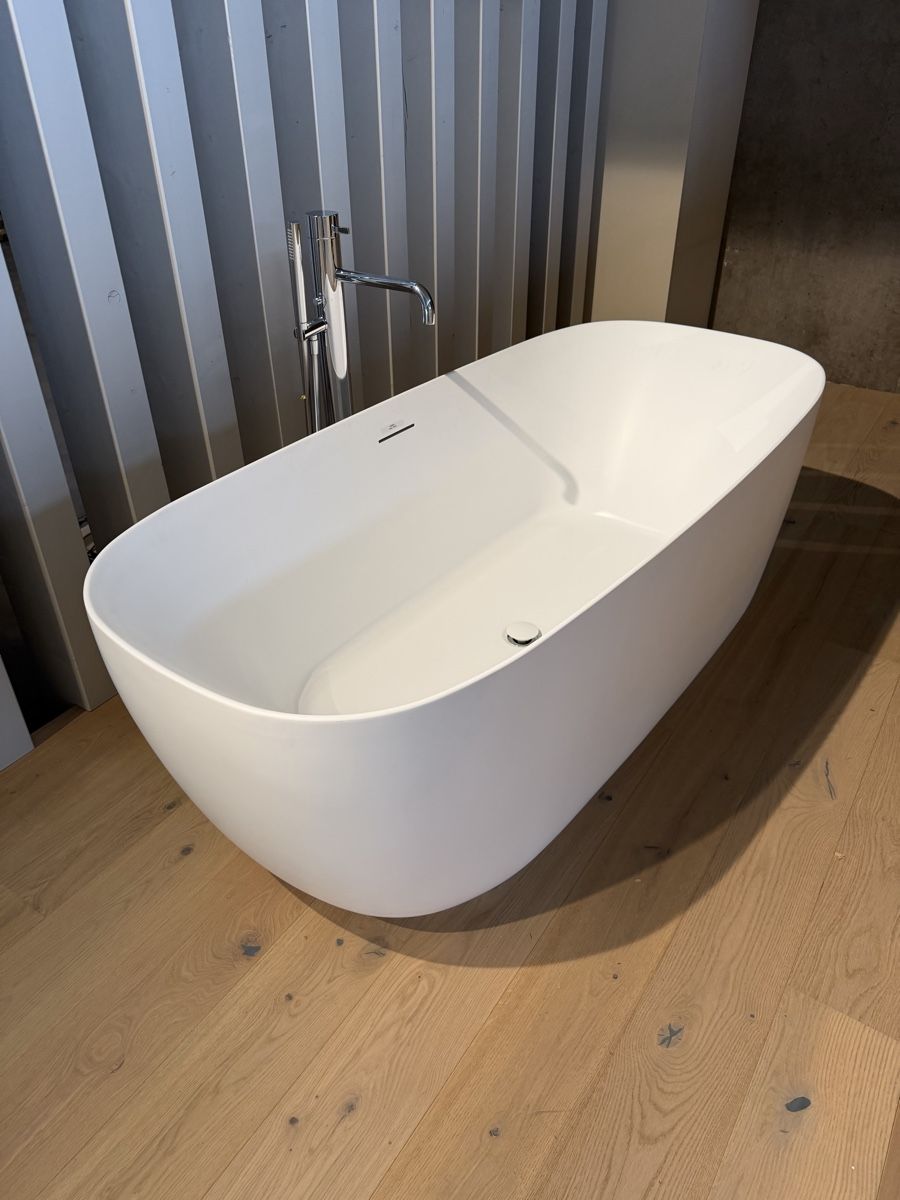 Badewannen: Freistehende Badewanne weiss matt  – Neu (gemäss Beschreibung) aus Amriswil von deluxe_bad 5