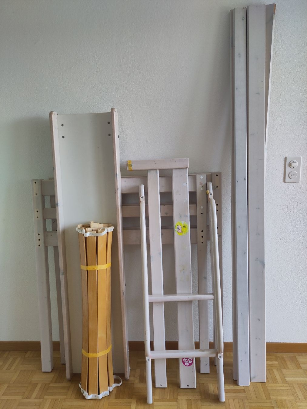 Betten: Hochbett mit Rutsche – Gebraucht aus Biel/Bienne von loo_95ty 3