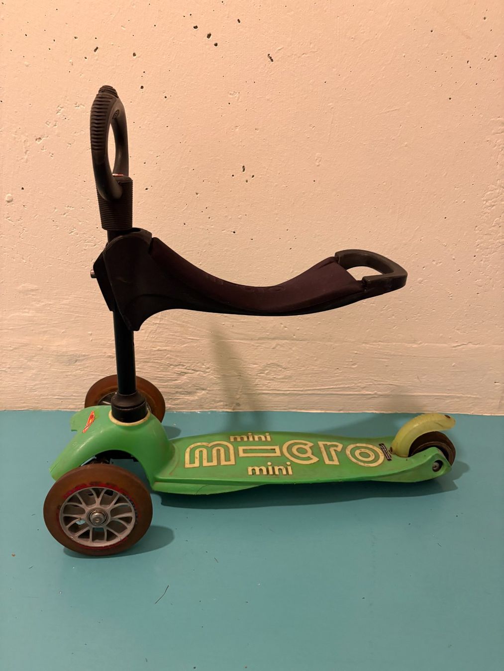 Micro Kickboard: MICRO-MINI Scooter - Grün – Gebraucht aus Greifensee von oli_c7w6 2