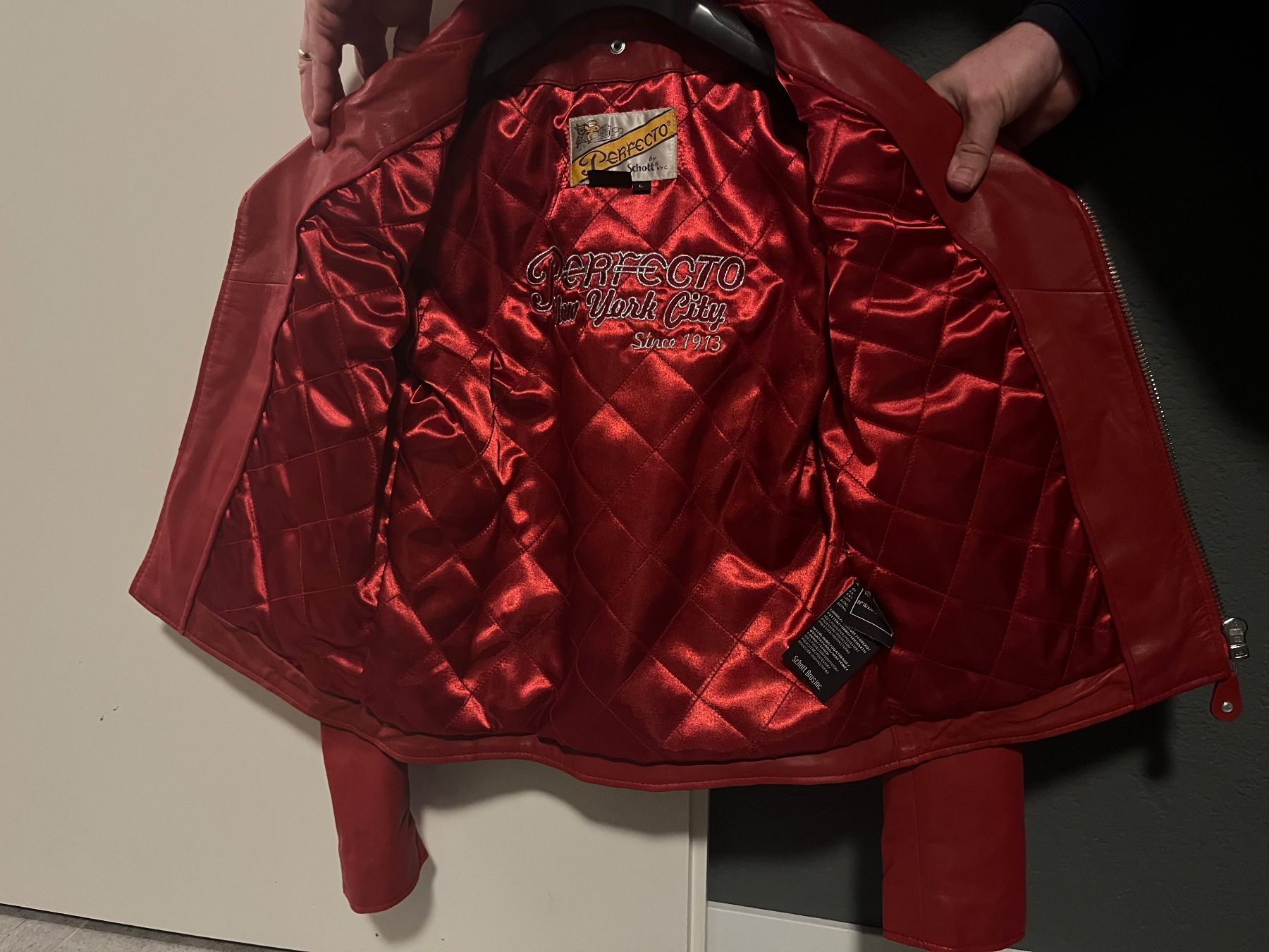 Schott Giacche: Perfecto Schott rouge taille L – Nuovo (secondo la descrizione) da Boudry venduto da Fiona1973 4