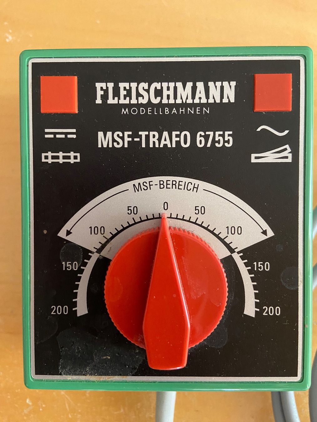 Fleischmann Modelleisenbahnen: Fleischmann MSF-Trafo 6755 – Gebraucht aus Basel von Relaphe