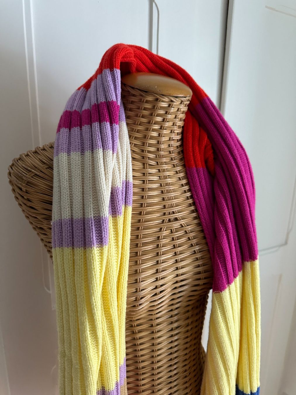 Esprit Foulards, Tücher & Schals: ESPRIT - Strickschal bunt gross – Gebraucht aus Zürich von Diazaio 1