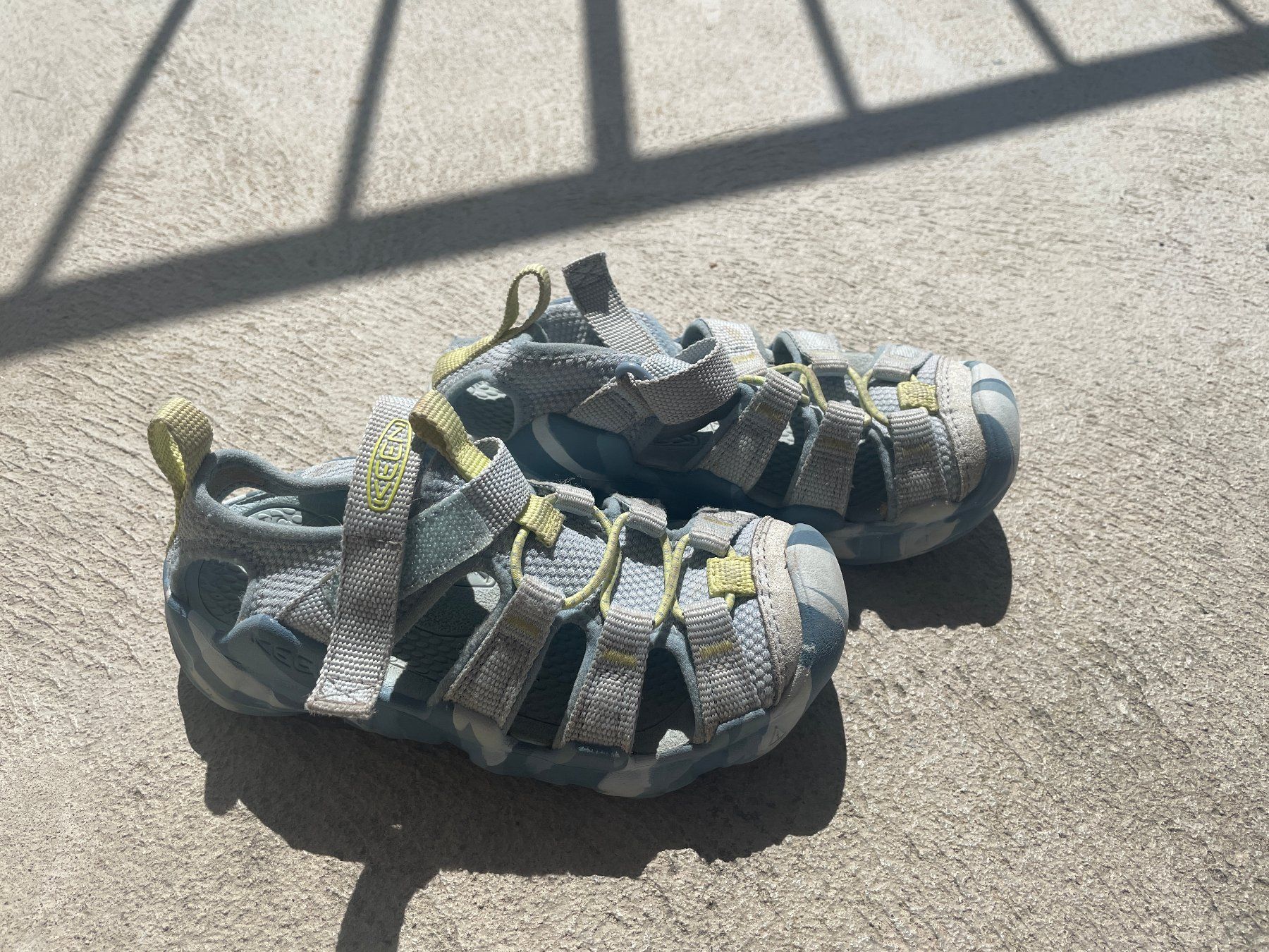 Keen Scarpe per ragazzi: Keen Hyperport Sandalen (Gr. 29) – Usato da Zürich venduto da papillon8000
