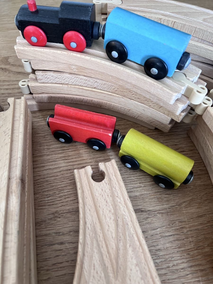 Giocattoli: Holzeisenbahn – Usato da Ernetschwil venduto da Ruebli04 1