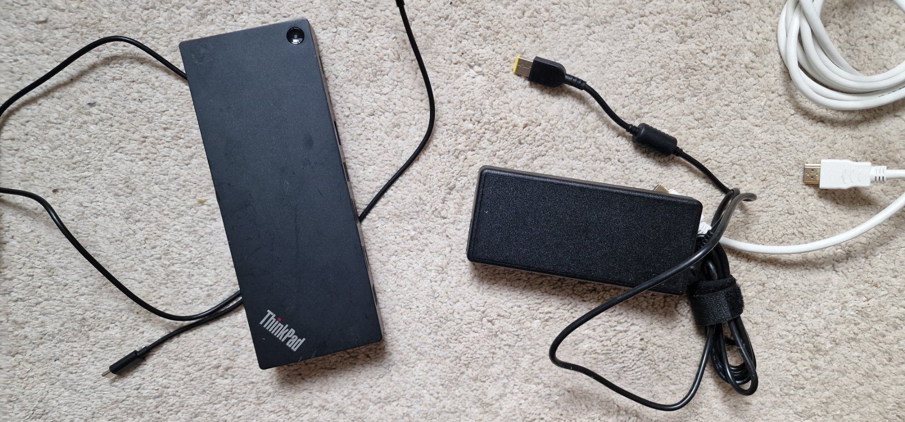 Lenovo Docking station: Lenovo ThinkPad USB-C 130W Docking Station – Usato da Gerlafingen venduto da diotech 1