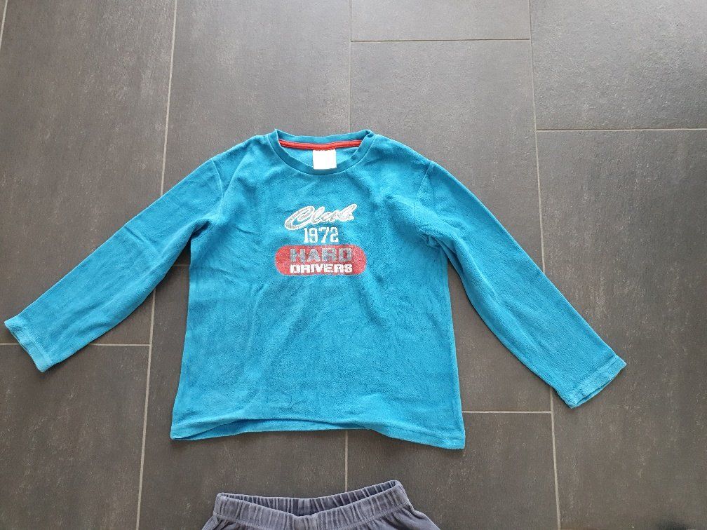 Pigiama & Simili: Pjama Gr. 128 – Usato da Oberegg venduto da Roberto24 1