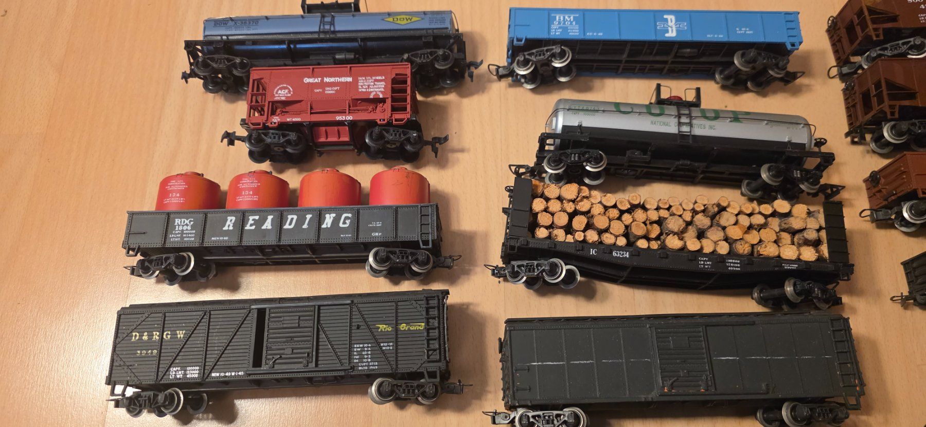Modellini di ferrovie: HO USA Güterwagen 17 stück DC – Usato da Hochfelden venduto da Danizh0 4