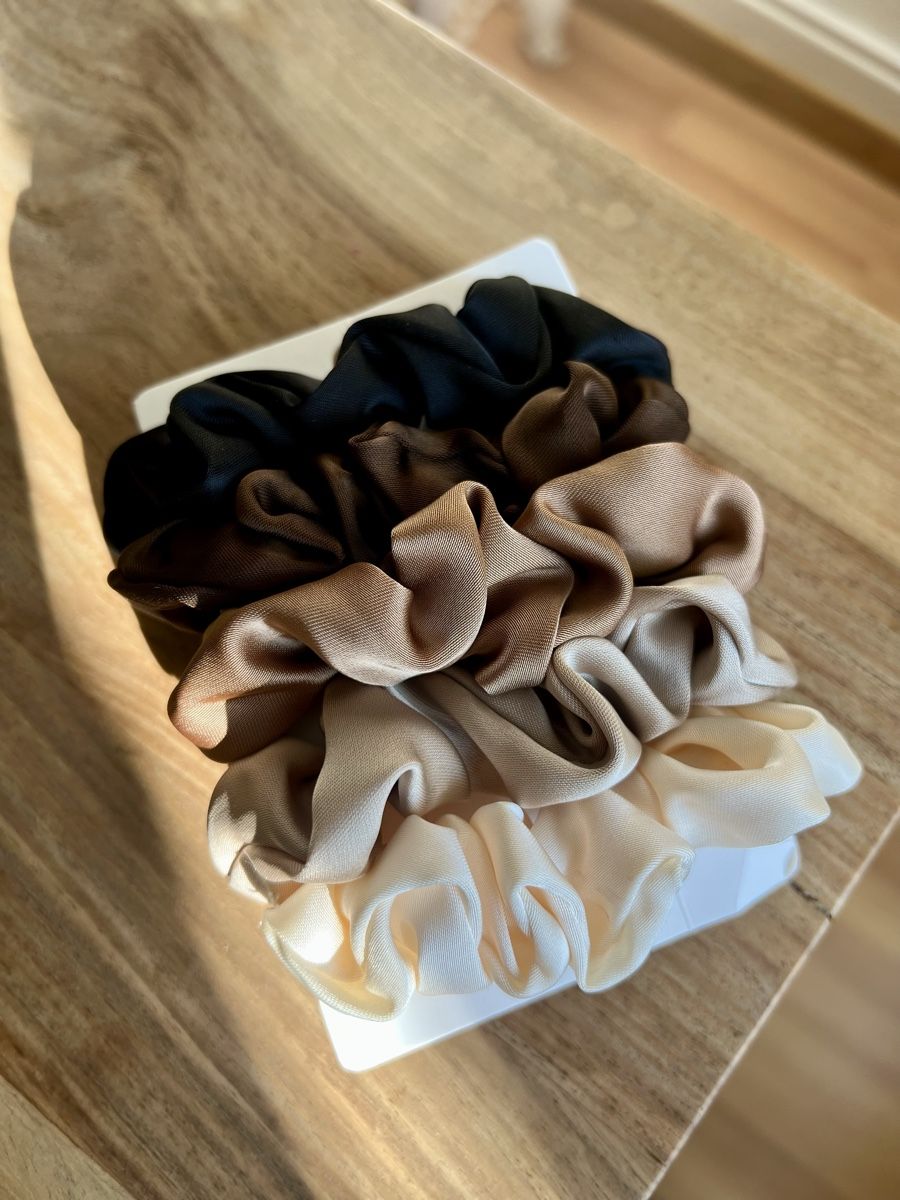Accessori per capelli: 5 wunderschöne Haargummies *NEW – Nuovo e nell'imballaggio originale da Kloten venduto da Django008 1