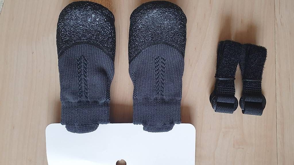 Abbigliamento: Hundeschuhe Grösse L – Usato da Bubikon venduto da Mis_nl7l 2