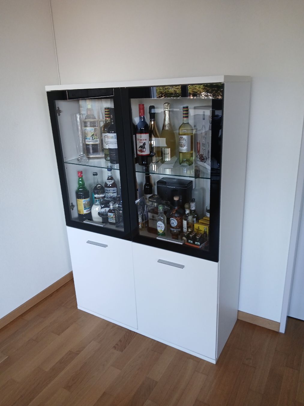 Vitrines: Schöne Vitrine – D'occasion à Hohentannen par Tosio6